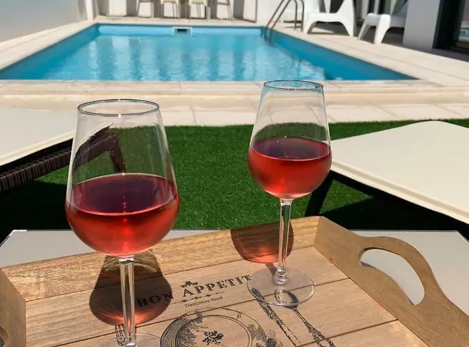 Вилла Obidos House With Private Pool Bairro (Leiria)